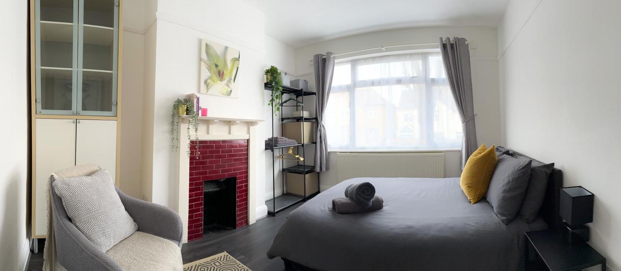 Wembley Oasis: Modern Semi-detached Near Stadium Holiday home London